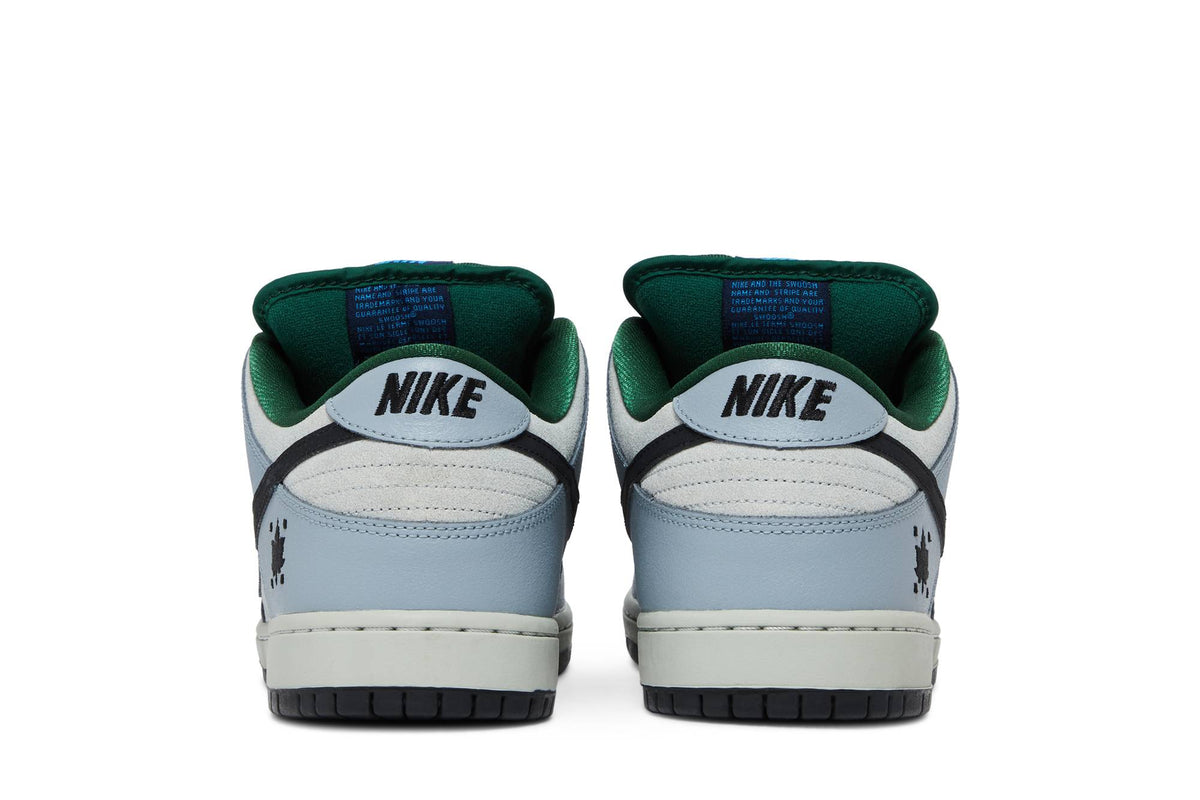 NIKE SB DUNK LOW ‘MAPLE LEAF CENTRAL PARK’