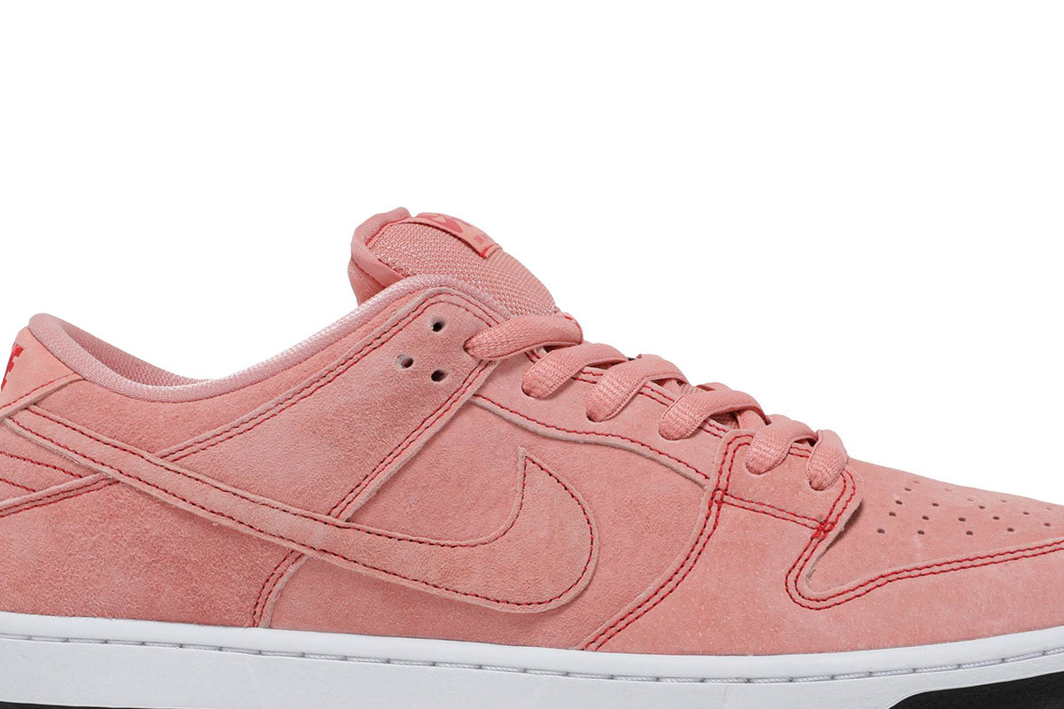 NIKE SB DUNK LOW ‘PINK PIG’